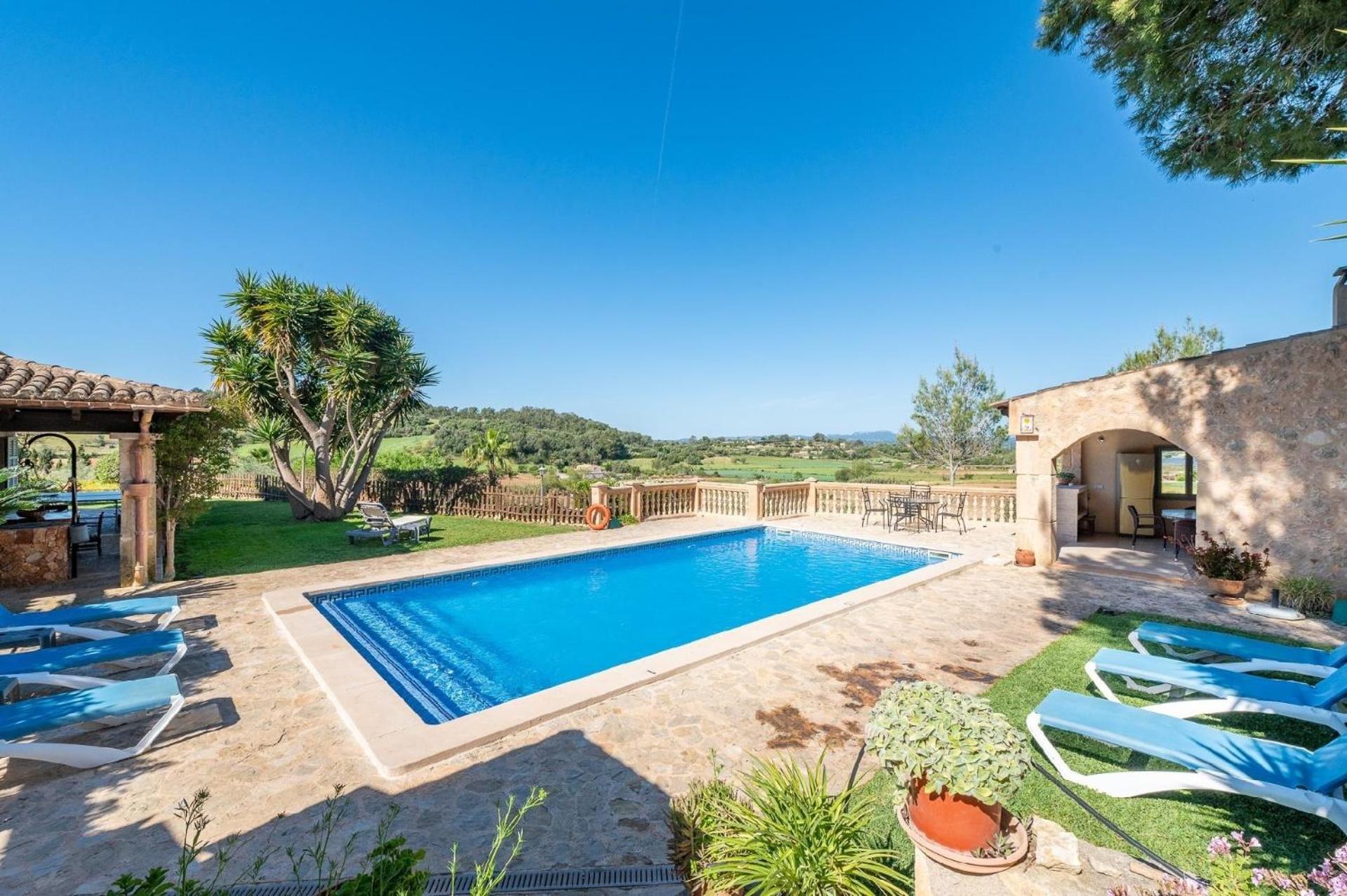 Ferienhaus Mit Privatpool Fuer 6 Personen Ca 300 Qm In Son Macia, Mallorca Suedostkueste Von Mallorca *